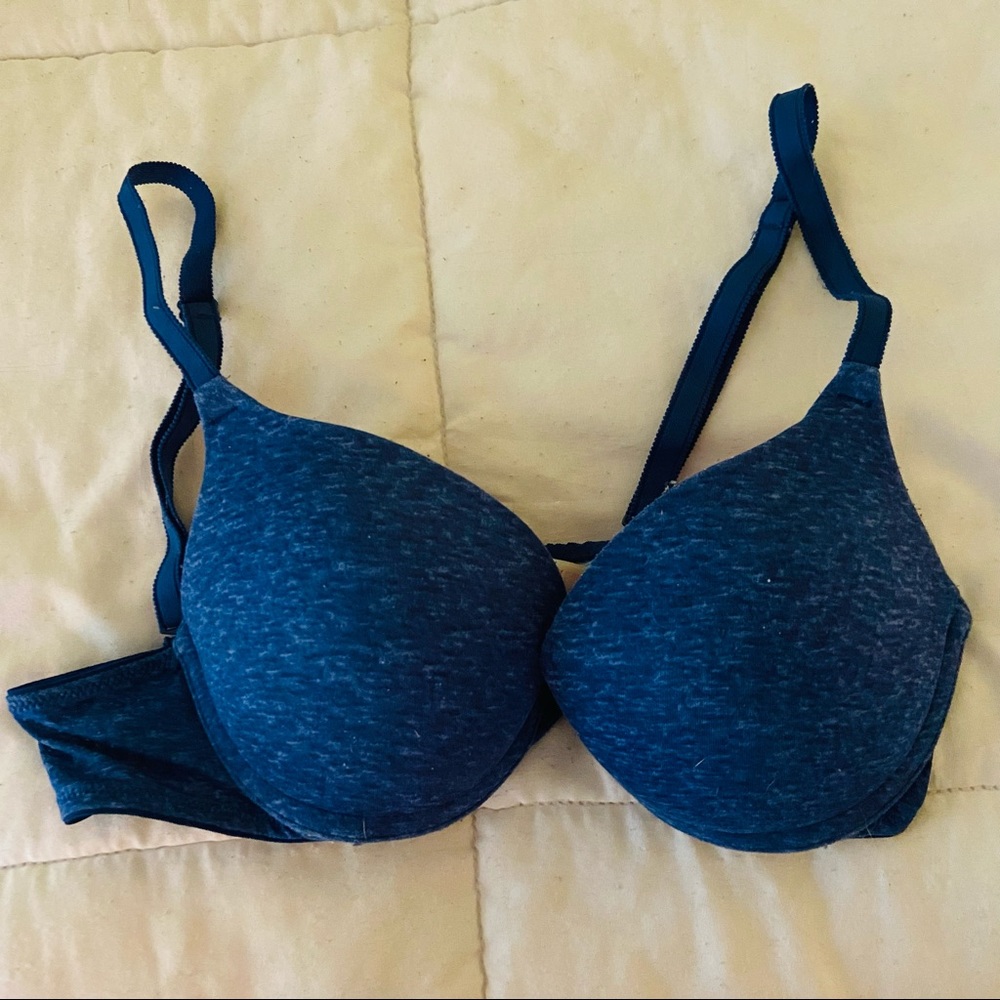 Victoria Secret Push-up Bra Size 34B